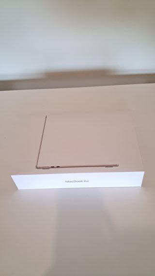 MacBook Air 13” M4 24GB RAM 512GB SSD Nuevo