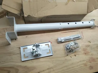 Soporte Techo Proyector Extensible Blanco