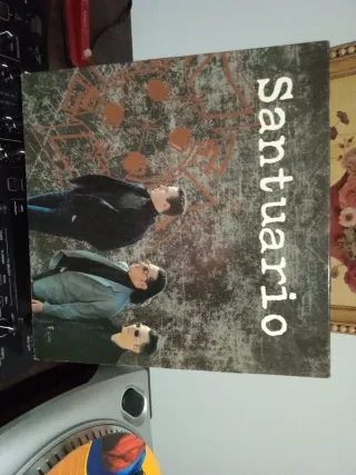 Vinilo Santuario