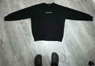 Sudadera Volcom Negra, como nueva
