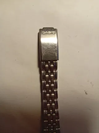Reloj Casio Plata y Blanco