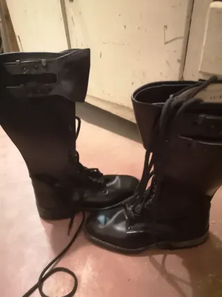 Stivali pelle neri motociclista polizia