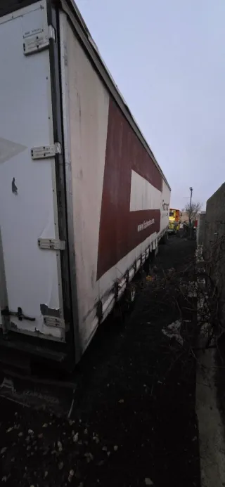 Leciñena Lona Caja Abierta Semirremolque