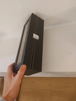 Scatola porta orologi nera e beige