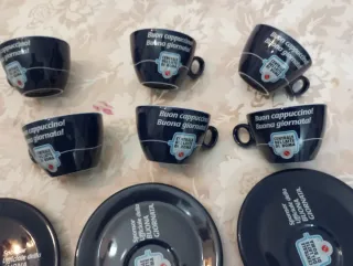 Set 2 Tazzine Cappuccino Centrale Latte Roma