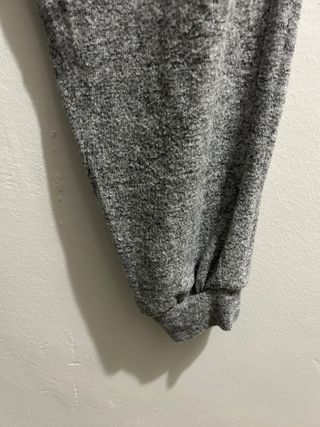 Conjunto Sudadera XL y Pantalón L Gris