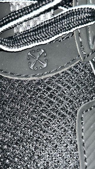 Off-White Be Right Back 43