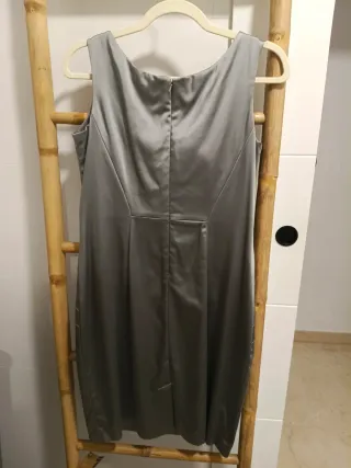 Vestido de fiesta plateado