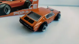 Pop Race Nissan Skyline GT-R V8 Drift 1/64