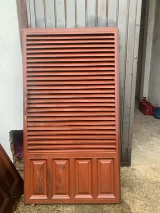 Puerta corredera y peatonal metálica