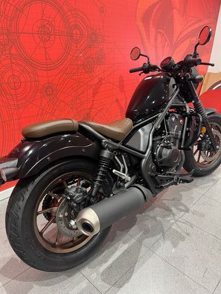 Honda Rebel 500 SP Negra