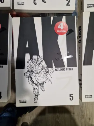 AKIRA 01 (CÓMIC MANGA) (Spanish Edition)