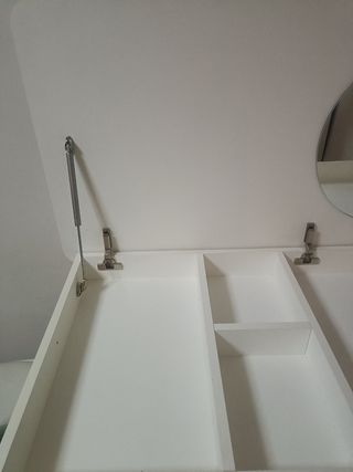 Escritorio tocador blanco con espejo