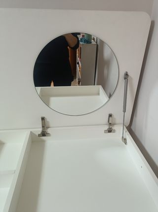Escritorio tocador blanco con espejo