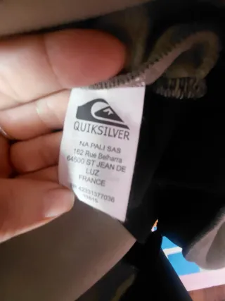Sudadera Quiksilver Negra con Estampado
