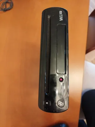 Nintendo Wii U + Accesorios