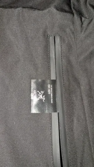 Chaqueta Arc'teryx Impermeable Negra