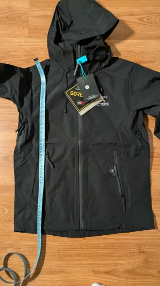 Chaqueta Arc'teryx Impermeable Negra