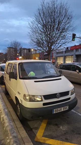 Volkswagen Transporter 2002 Turismo y Nacional
