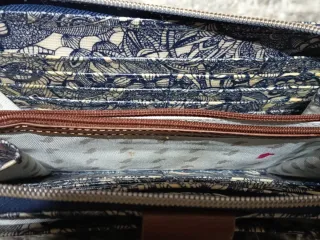 Portafoglio Sakroots fantasia floreale