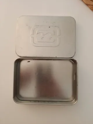 Lata metálica Billabong