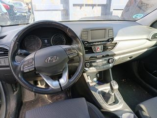 Despiece Hyundai i30 del 2017 1.6CRDI 95CV