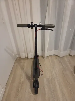 Patinete Eléctrico Xiaomi + Casco