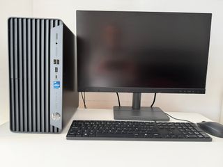 PC HP i7-13700 32GB 512SSD + teclado y mouse HP