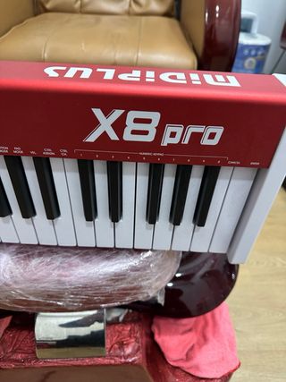 Teclado MIDI midiplus X8 Pro USB – 88 teclas
