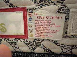 Colchón viscoelástico y somier de tablones