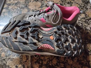 Zapatillas trekking niñ@ gris y rosa