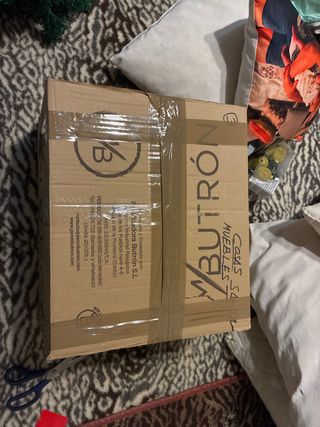Caja de cartón Butrón Muebles