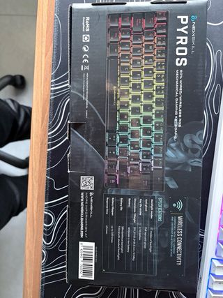 Teclado Newskill Pyros Negro