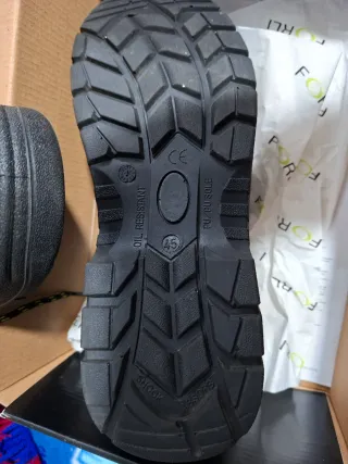 Bambas de seguridad FORLI. Numero 45.