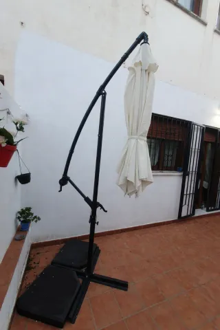 Parasol sombrilla hexagonal + pies de hormigón