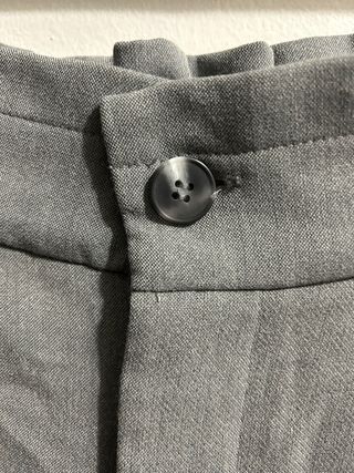 Pantalón Zara tobillero ancho gris talla 44