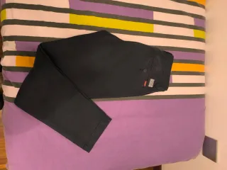 Pantalones Chinos Levi's Gris