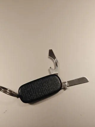 Mini coltellino svizzero AEG