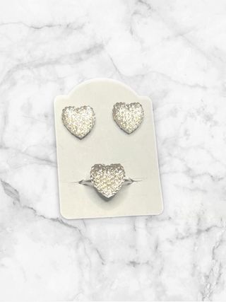 Pendientes y anillo corazón San Valentín