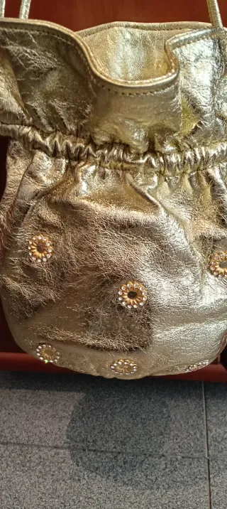 Bolso bombonera piel dorado