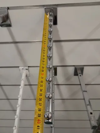 Colgador para expositor lineal (Lama)