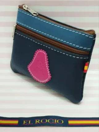 MONEDERO PIEL VIRGEN DEL ROCIO + PULSERA REGALO