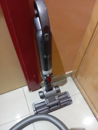 Aspiradora Dyson DC32