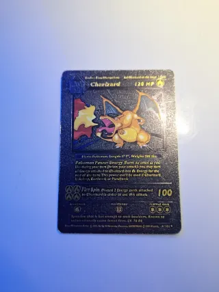 Carta Pokémon Charizard 120 HP