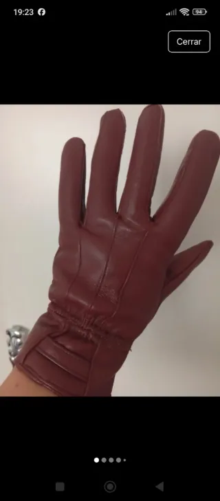 Guantes de piel color burdeos