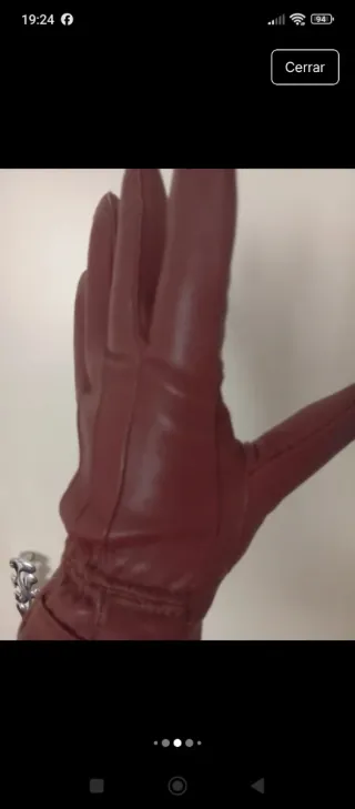 Guantes de piel color burdeos