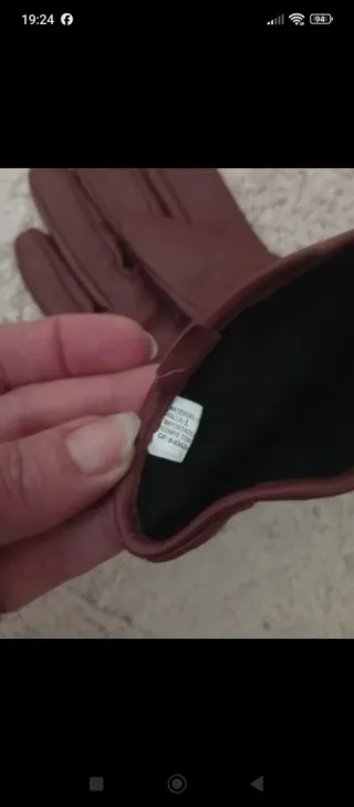 Guantes de piel color burdeos