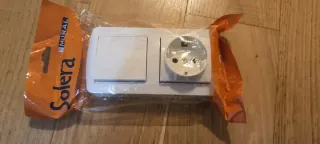 Enchufe con interruptor Solera