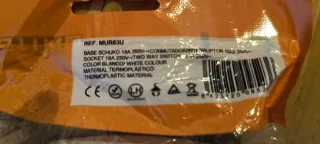 Enchufe con interruptor Solera