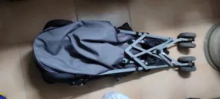 Carrito de bebé plegable gris